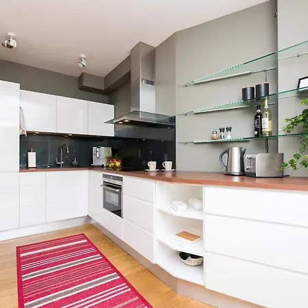 Spacious Beachfront Апартаменты Таллин